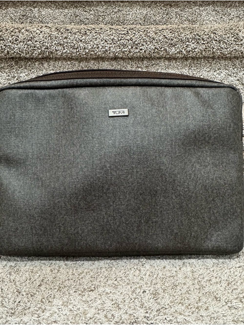 TUMI Executive Laptop Sleeve - Charcoal Gray w black padded interior - 15”x10”